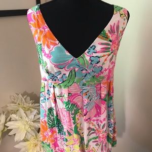 Lily Pulitzer V Neck Top Size M ❤️Cute❤️